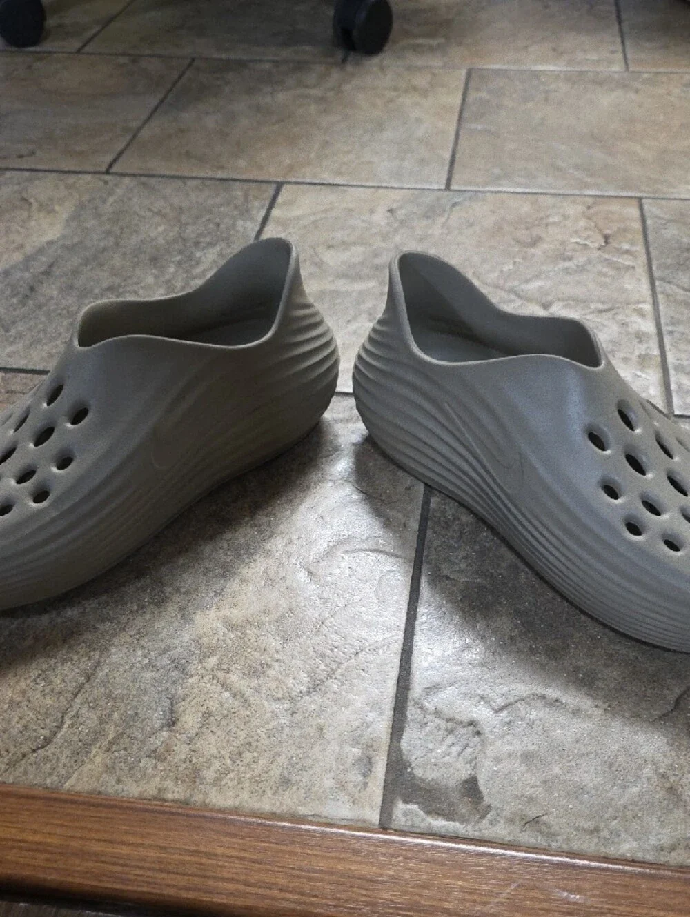 Nike soft slip